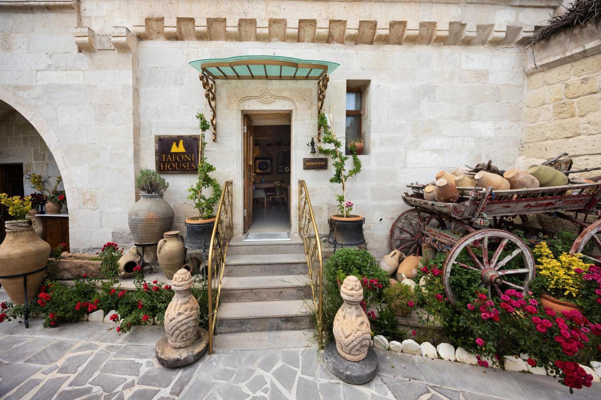 Tafoni Houses Cave Hotel Ortahisar Exterior foto