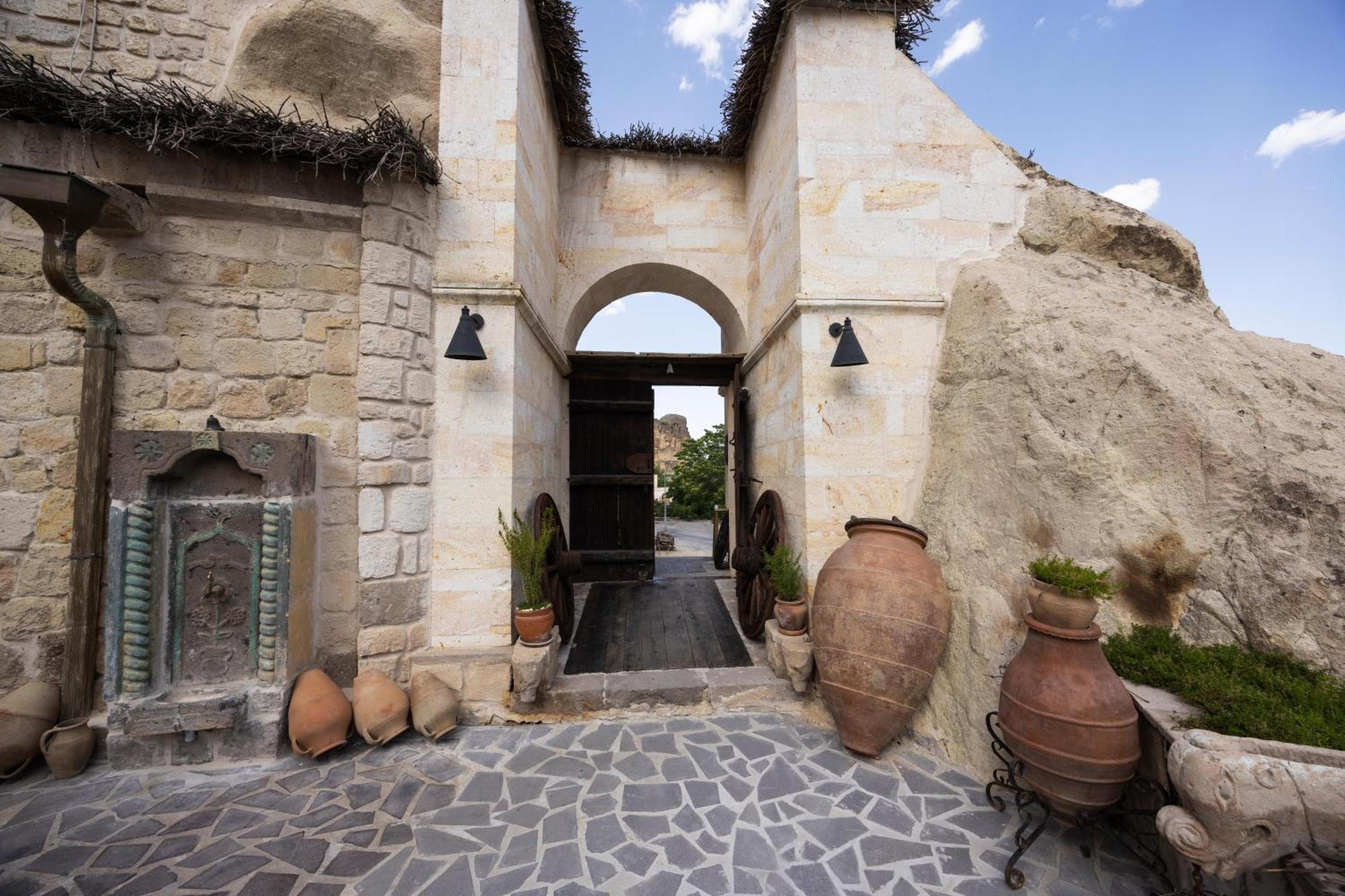 Tafoni Houses Cave Hotel Ortahisar Exterior foto