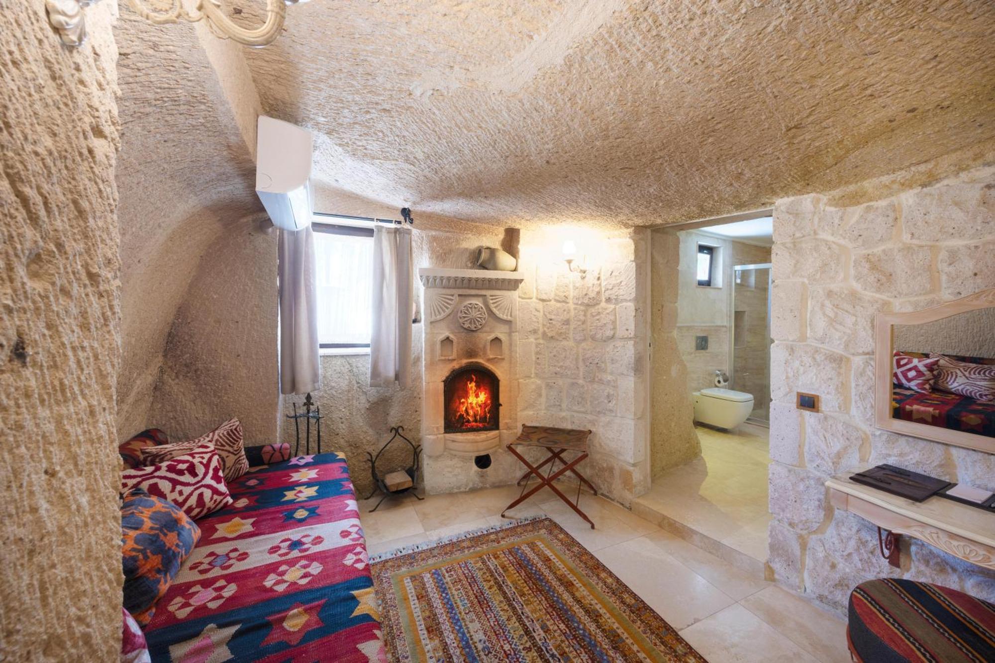Tafoni Houses Cave Hotel Ortahisar Exterior foto